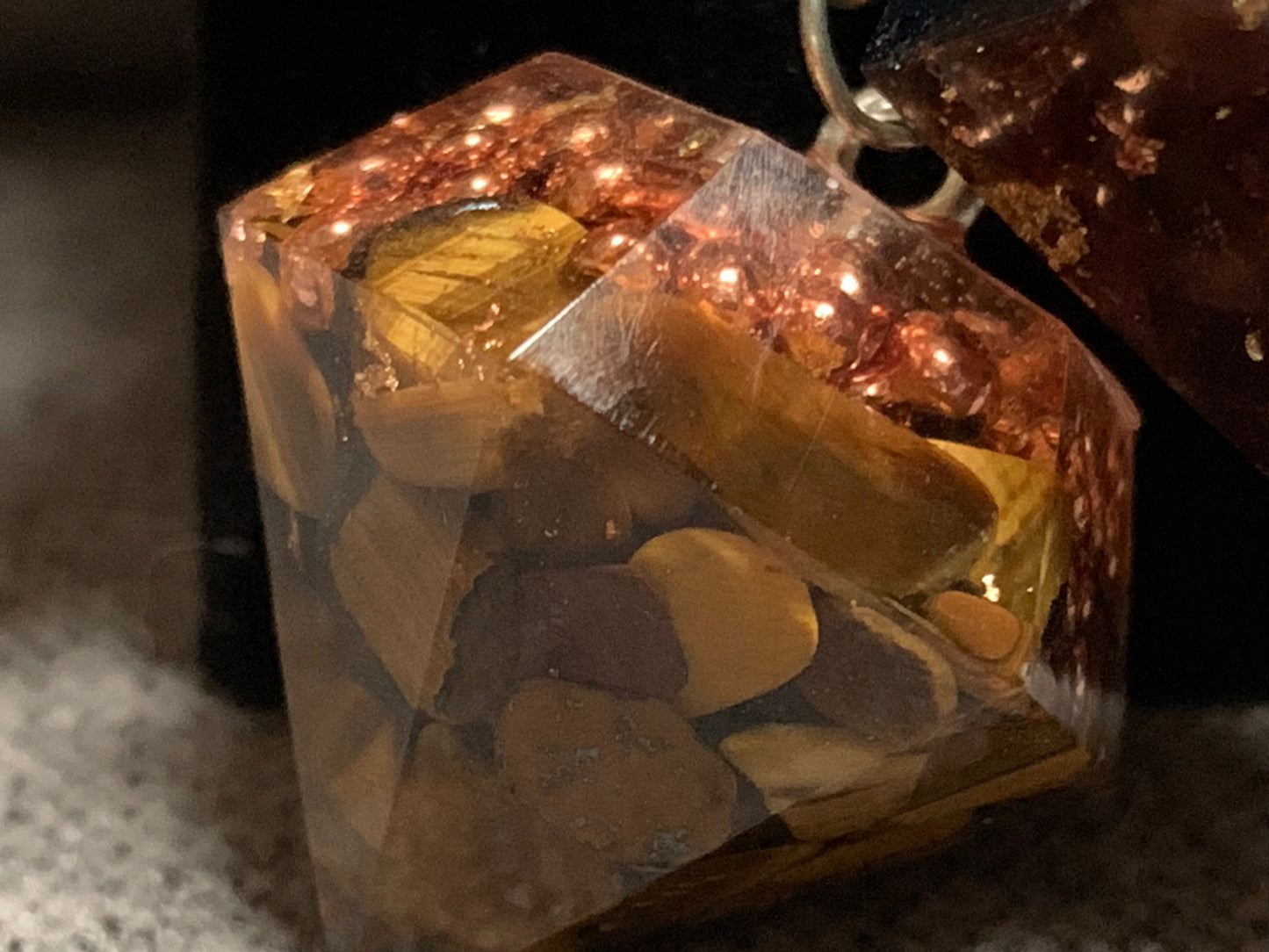 Orgonite pendel:tijgeroog