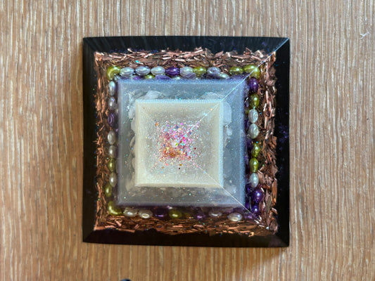 Golden triangle piramide