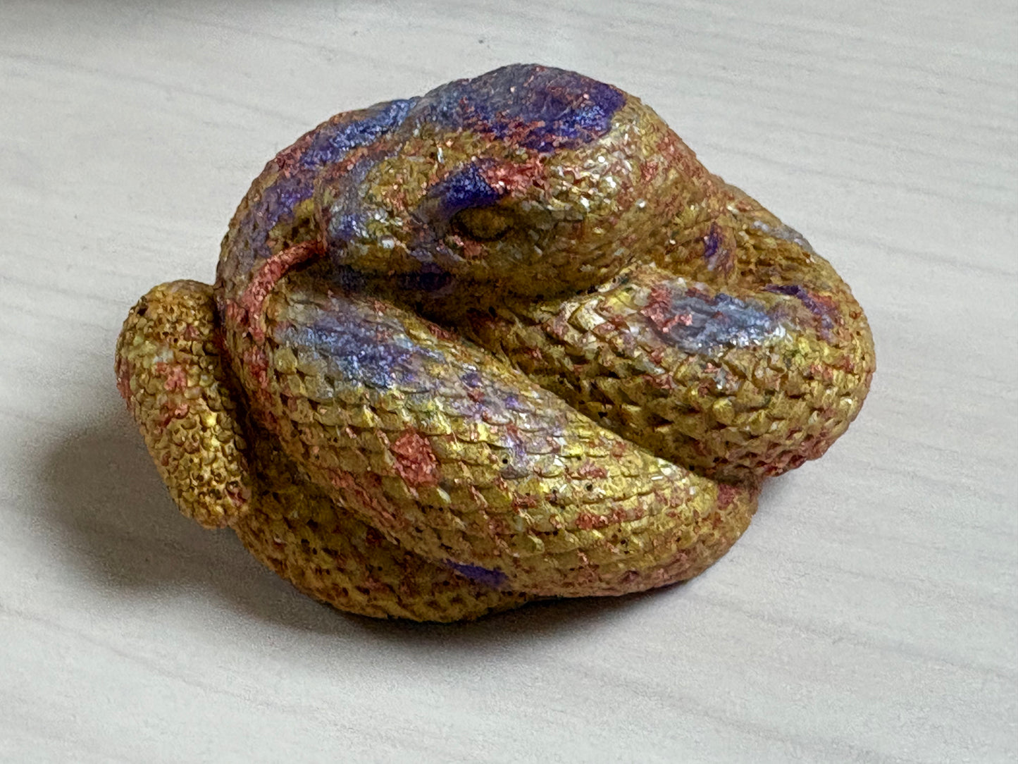 🐍 Orgonite Slang – Wijsheid van Transformatie ( geel, opgerold)
