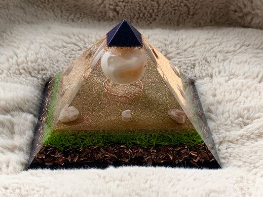 Middelgrote piramide: aarde’s glorie