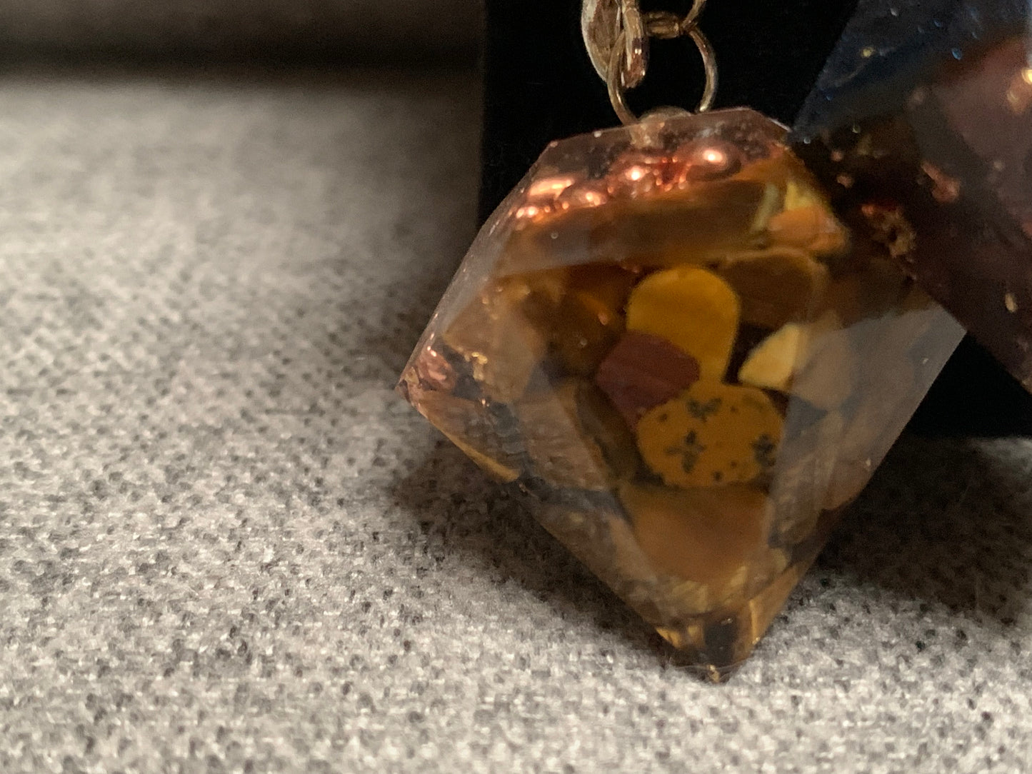 Orgonite pendel:tijgeroog