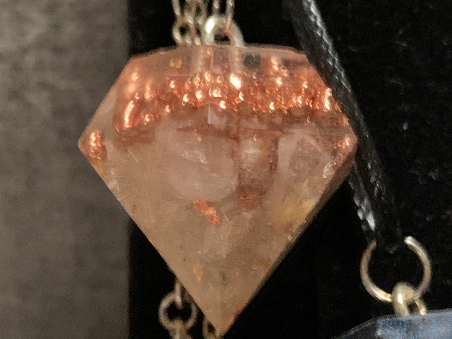 Orgonite pendel:rutielkwarts