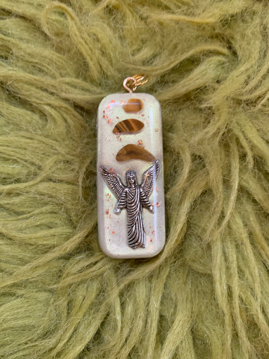 Gabriël Orgonite Hanger