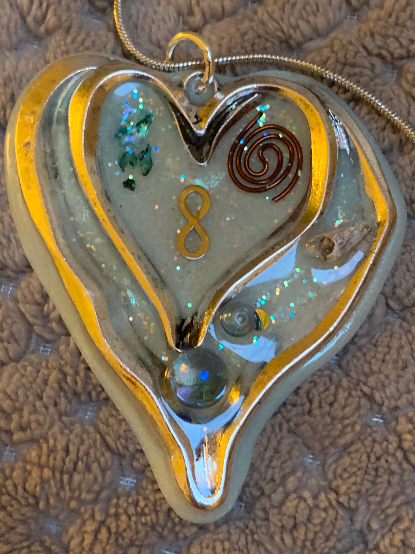 Orgonite Hart "Eindeloze Vortex"