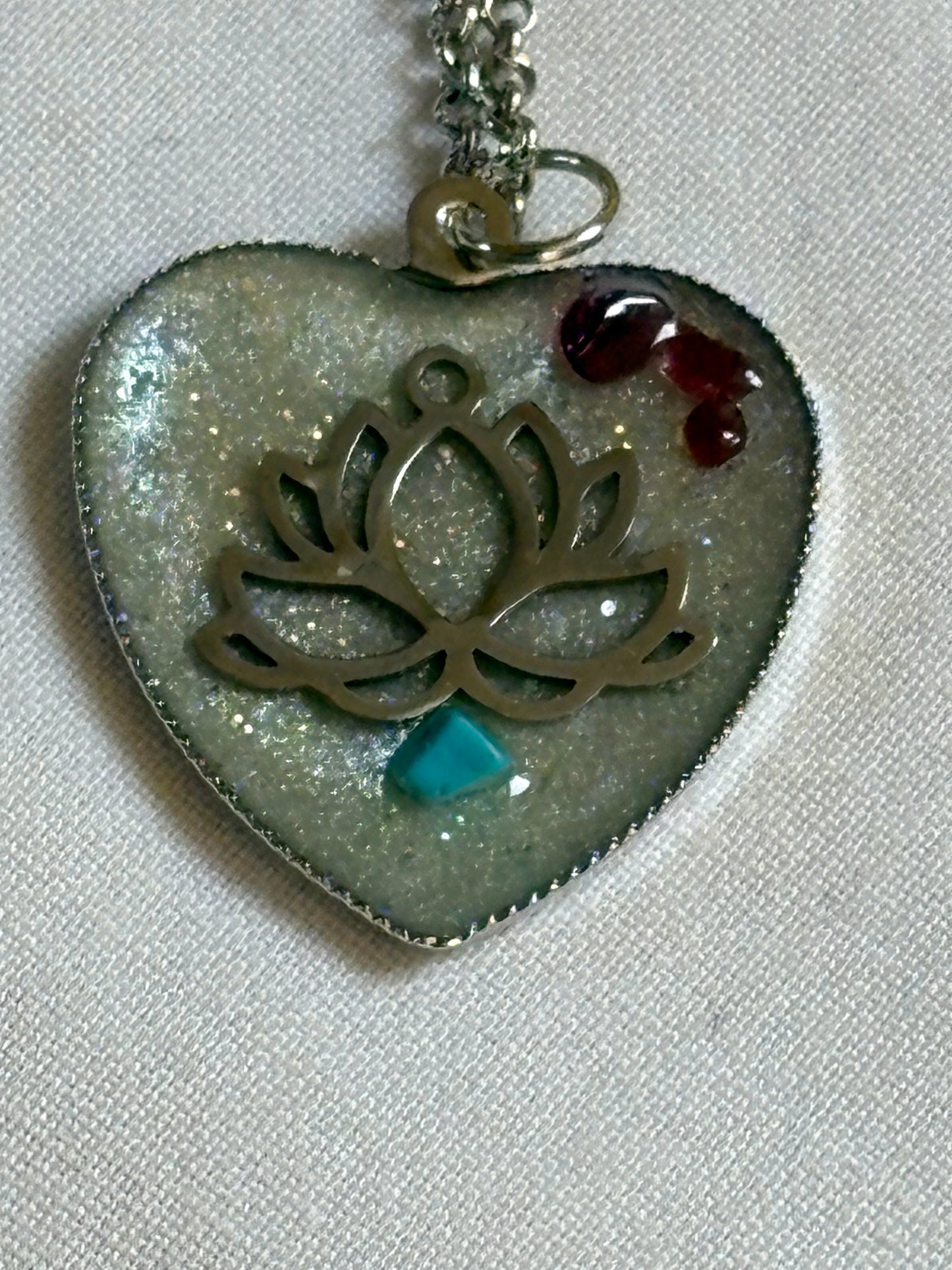 Orgonite Hanger – Bloei & Innerlijke Kracht